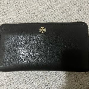 Tory Burch Zip Continental Wallet